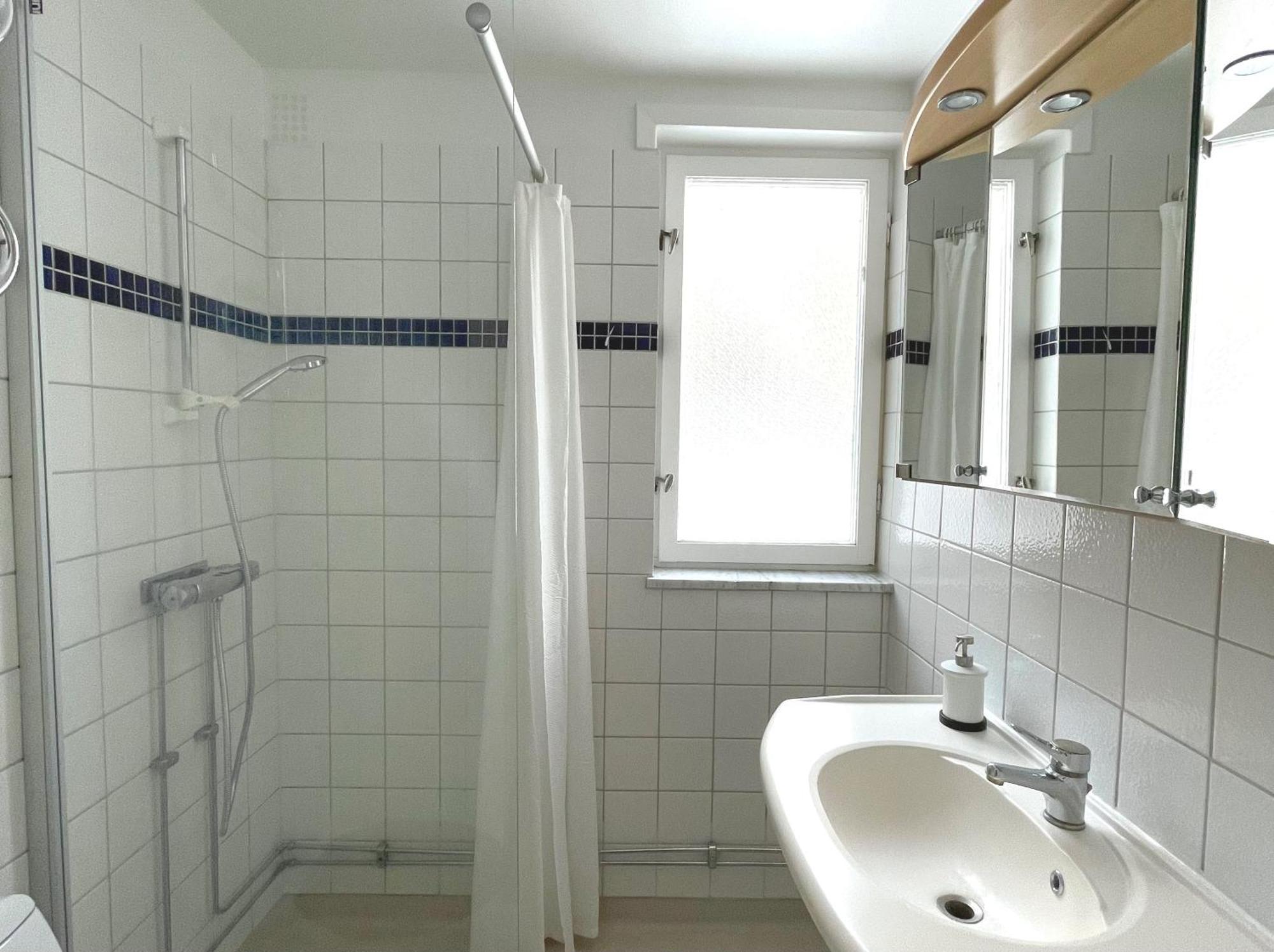Flatin Erbjuder Laegenheter I Soedra Leilighet