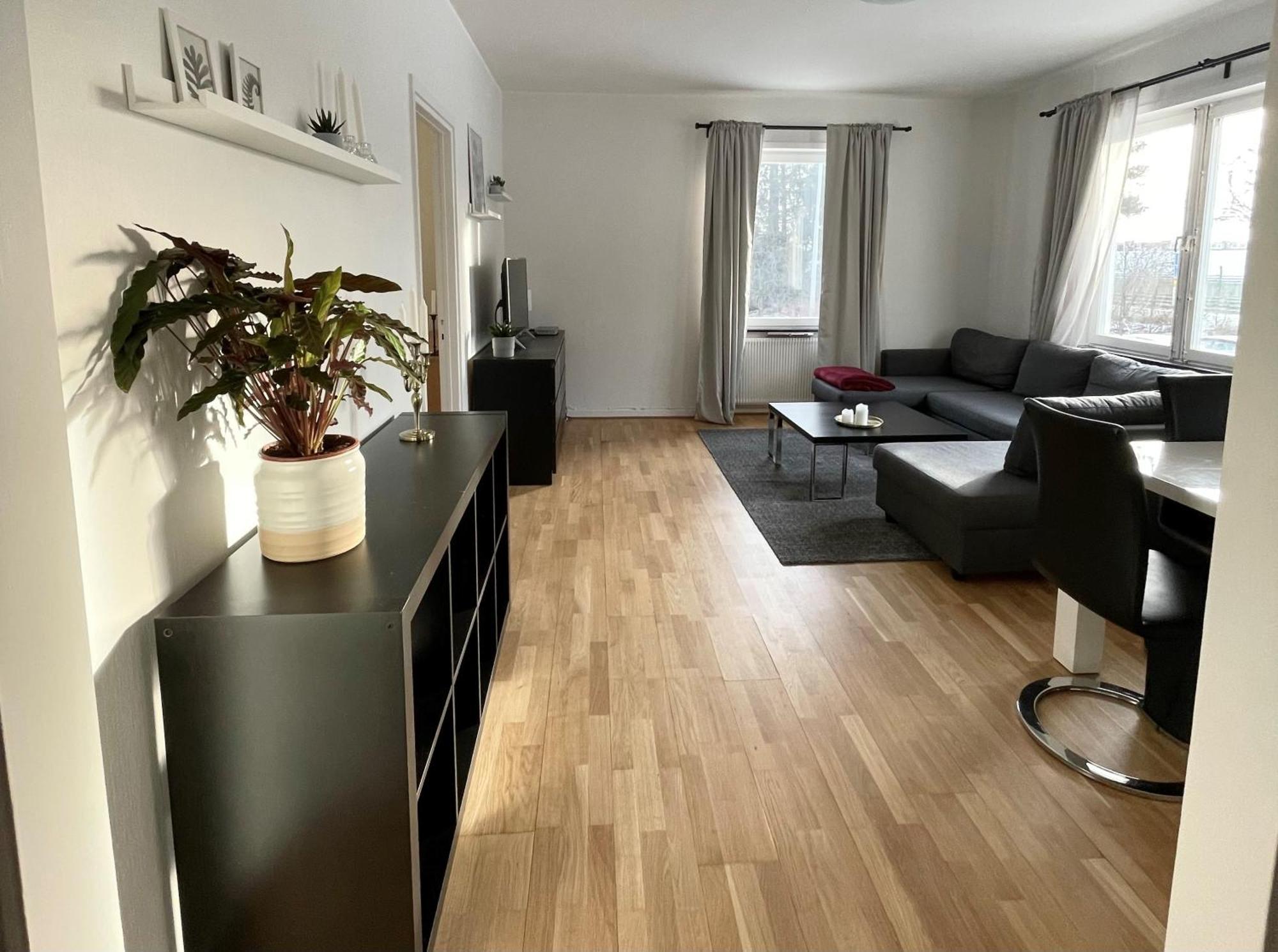 Flatin Erbjuder Laegenheter I Soedra *